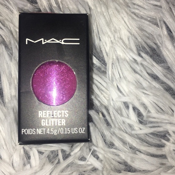 MAC Cosmetics reflects glitter shade Reflects Very Pink - Picture 2 of 5